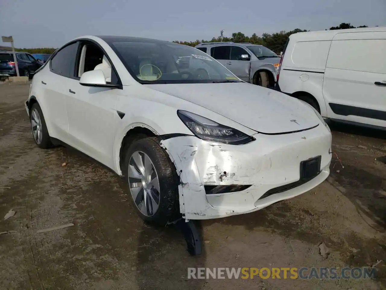 1 Photograph of a damaged car 5YJYGDEE7MF153993 TESLA MODEL Y 2021