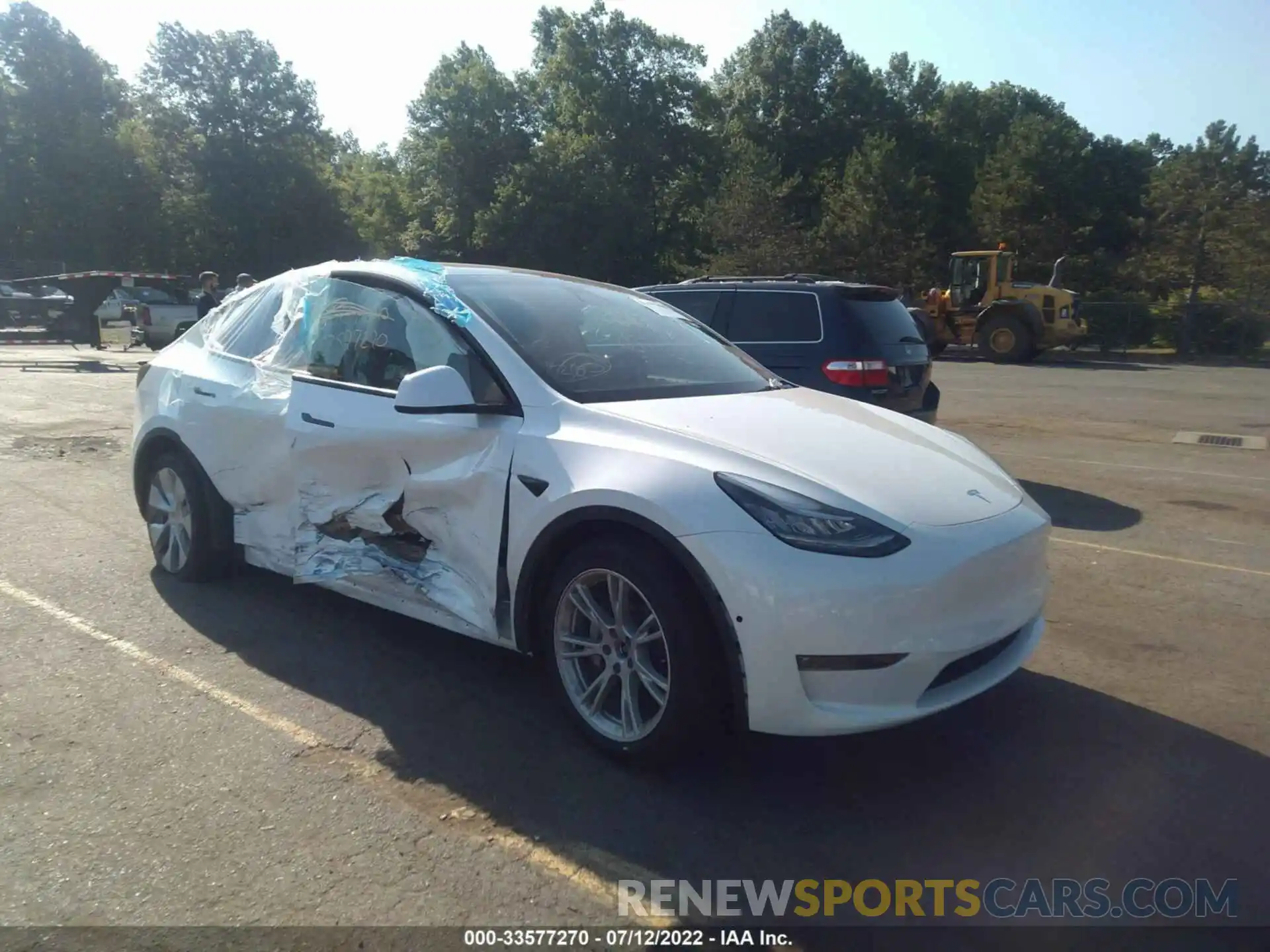 1 Photograph of a damaged car 5YJYGDEE7MF182233 TESLA MODEL Y 2021