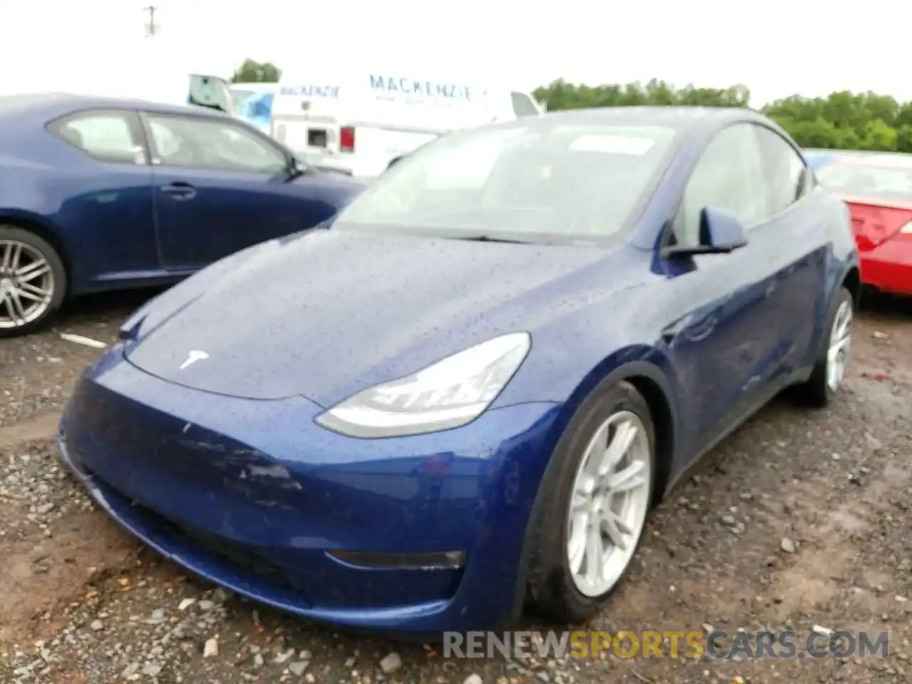 2 Photograph of a damaged car 5YJYGDEE7MF182278 TESLA MODEL Y 2021