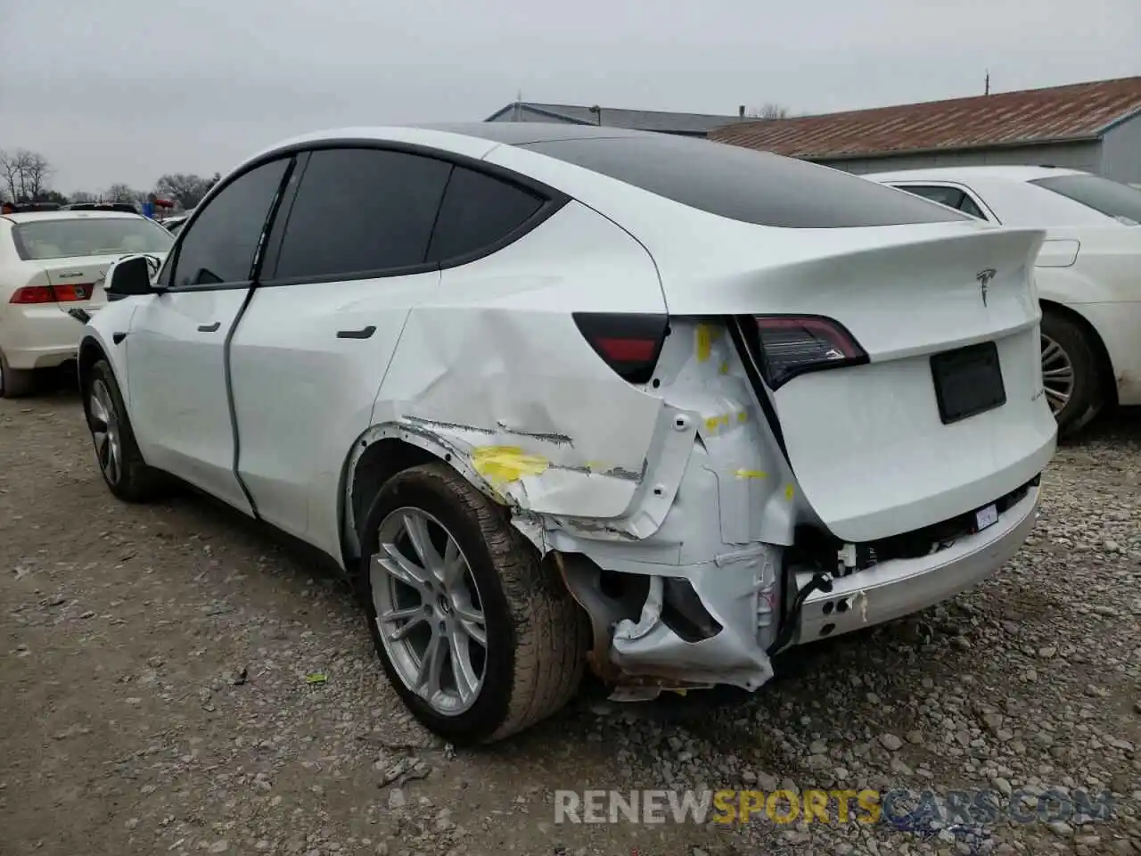 3 Photograph of a damaged car 5YJYGDEE7MF200214 TESLA MODEL Y 2021