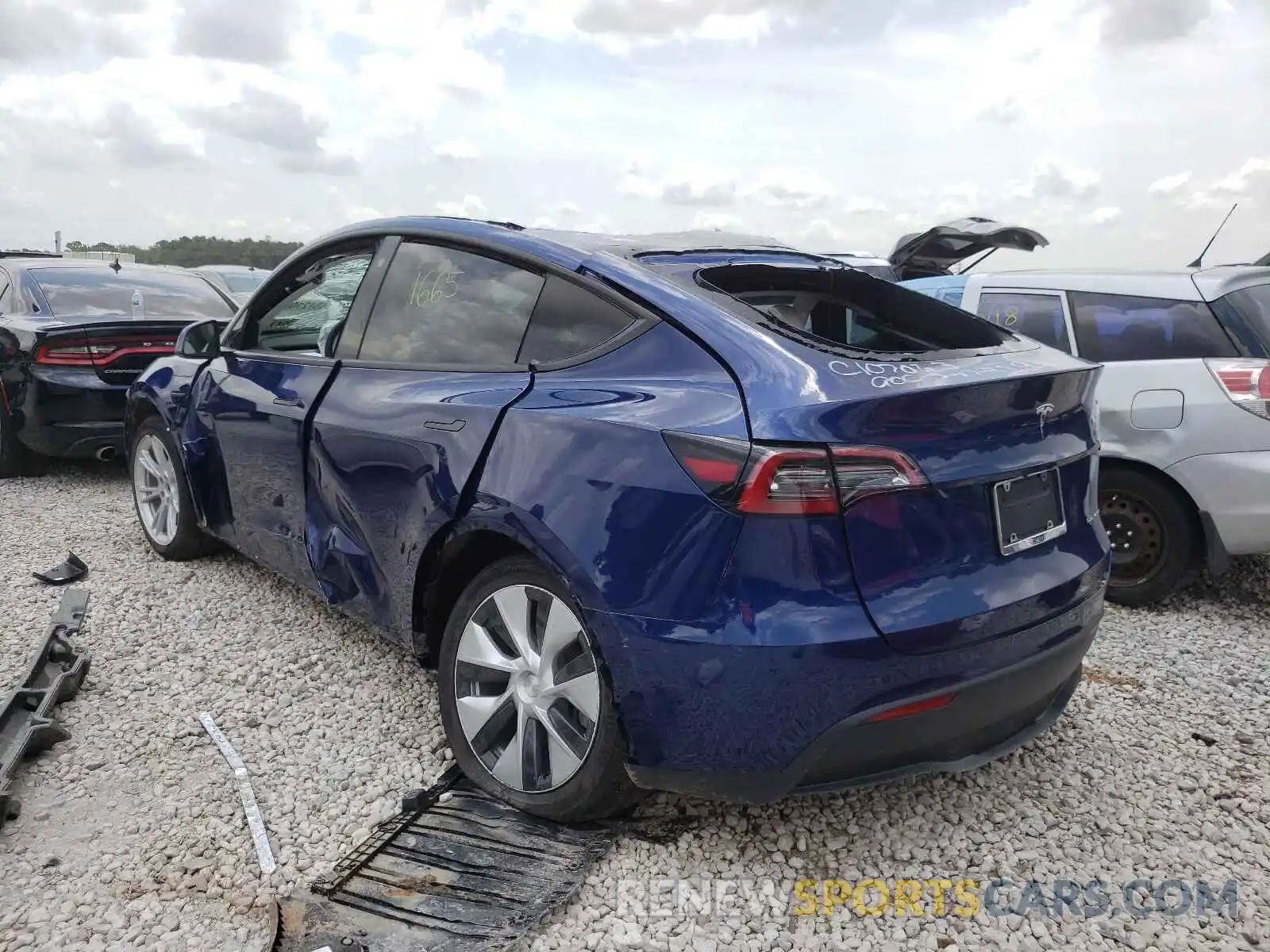 3 Photograph of a damaged car 5YJYGDEE7MF201430 TESLA MODEL Y 2021