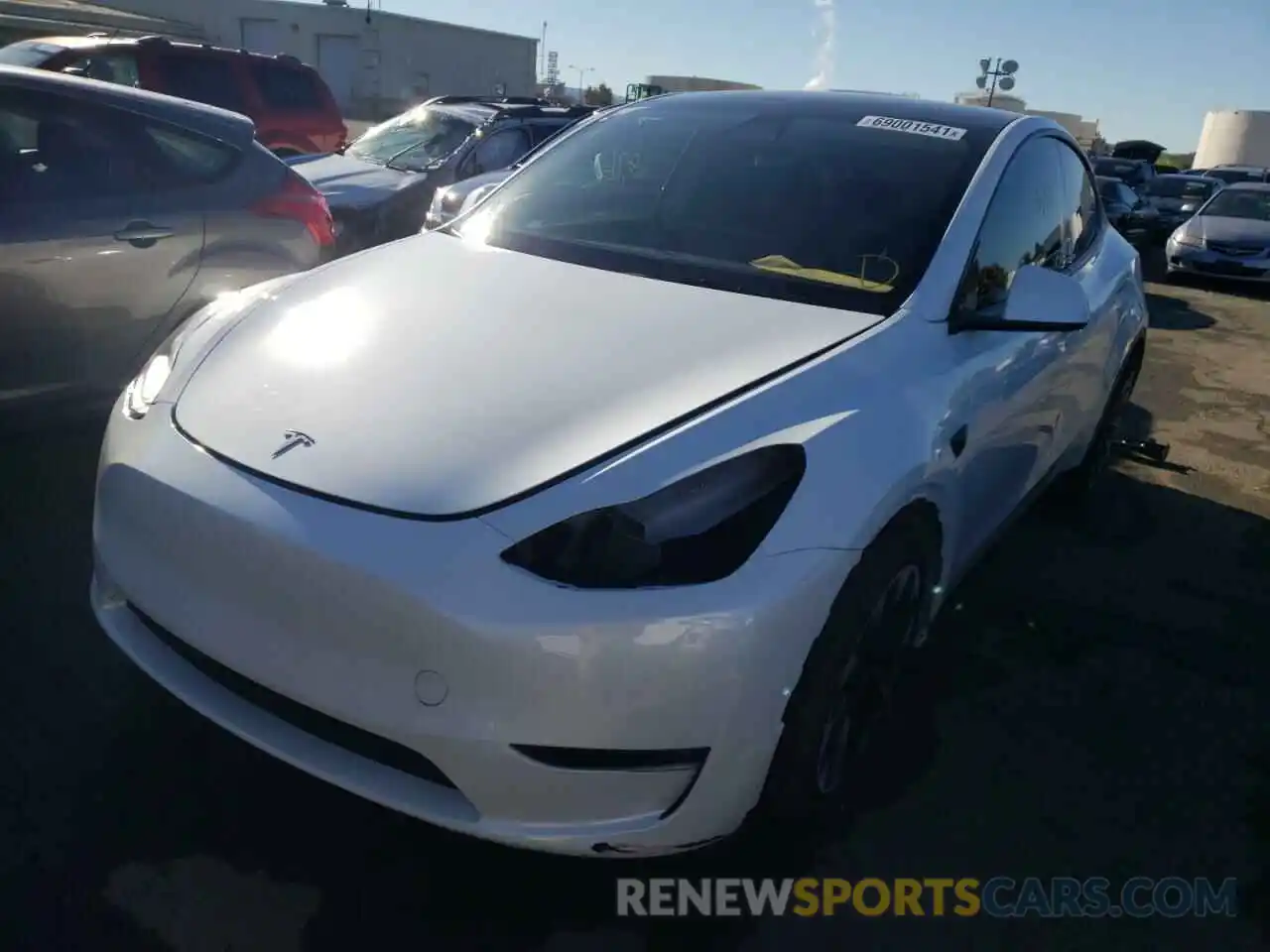 2 Photograph of a damaged car 5YJYGDEE7MF217529 TESLA MODEL Y 2021