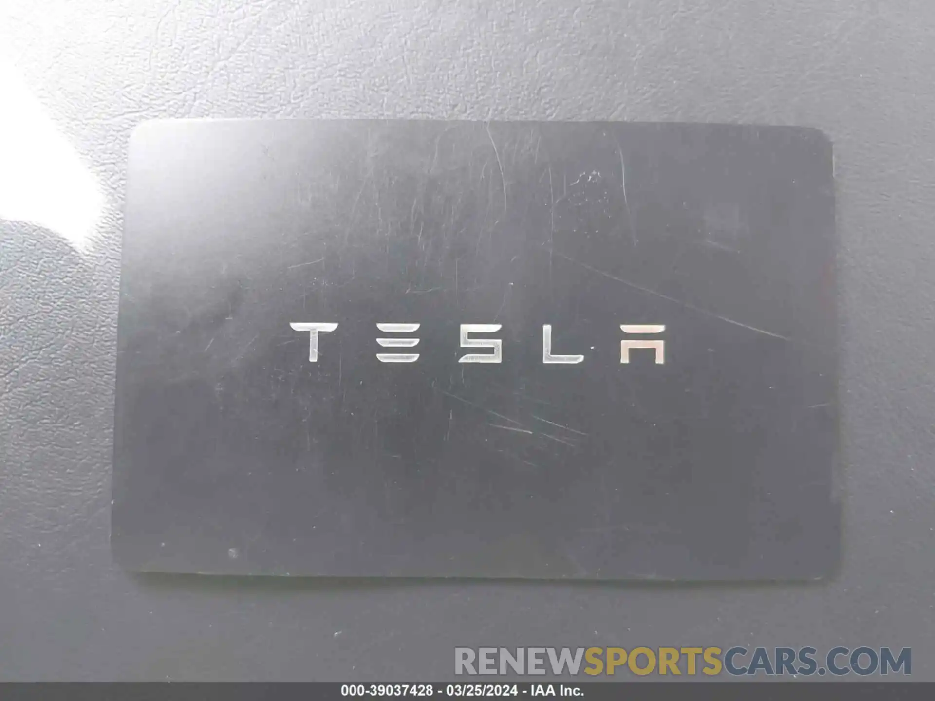 11 Photograph of a damaged car 5YJYGDEE7MF224609 TESLA MODEL Y 2021