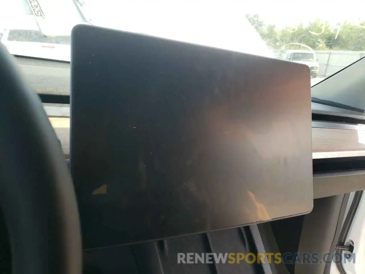 8 Photograph of a damaged car 5YJYGDEE7MF229552 TESLA MODEL Y 2021