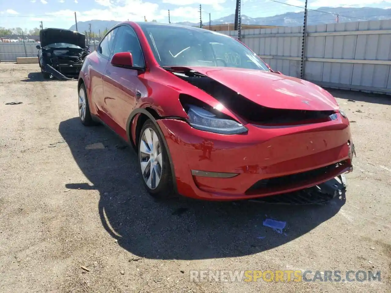 1 Photograph of a damaged car 5YJYGDEE7MF248084 TESLA MODEL Y 2021