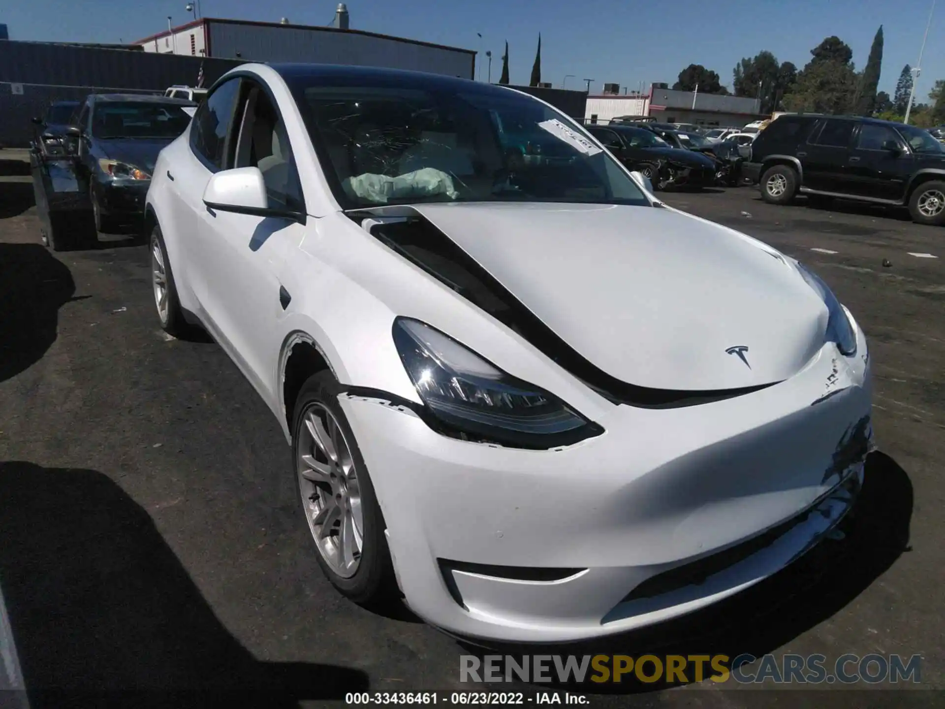 1 Photograph of a damaged car 5YJYGDEE7MF270683 TESLA MODEL Y 2021