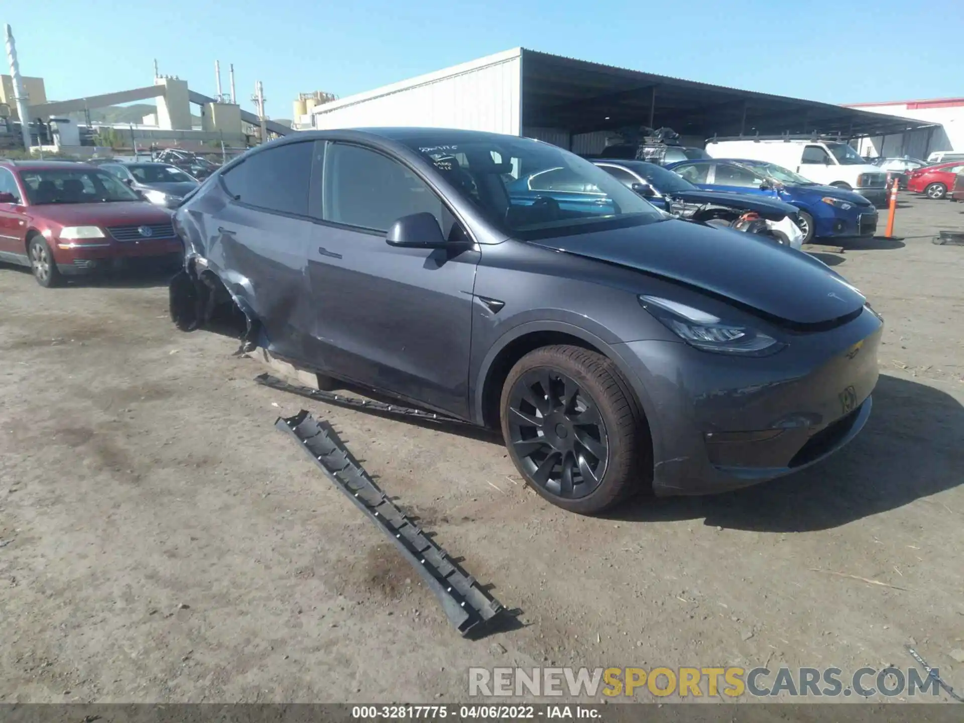 1 Photograph of a damaged car 5YJYGDEE7MF271204 TESLA MODEL Y 2021