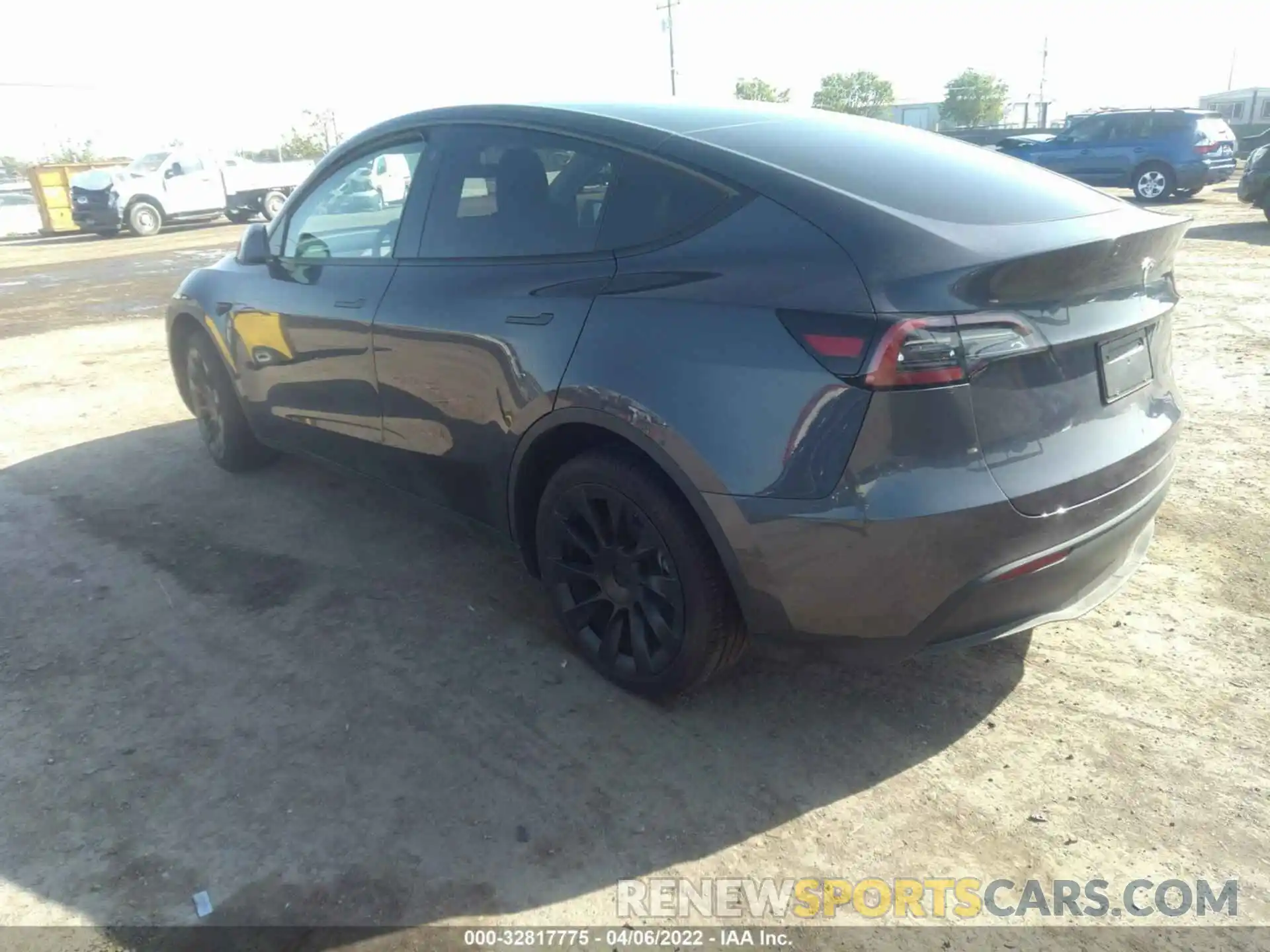 3 Фотография поврежденного автомобиля 5YJYGDEE7MF271204 TESLA MODEL Y 2021