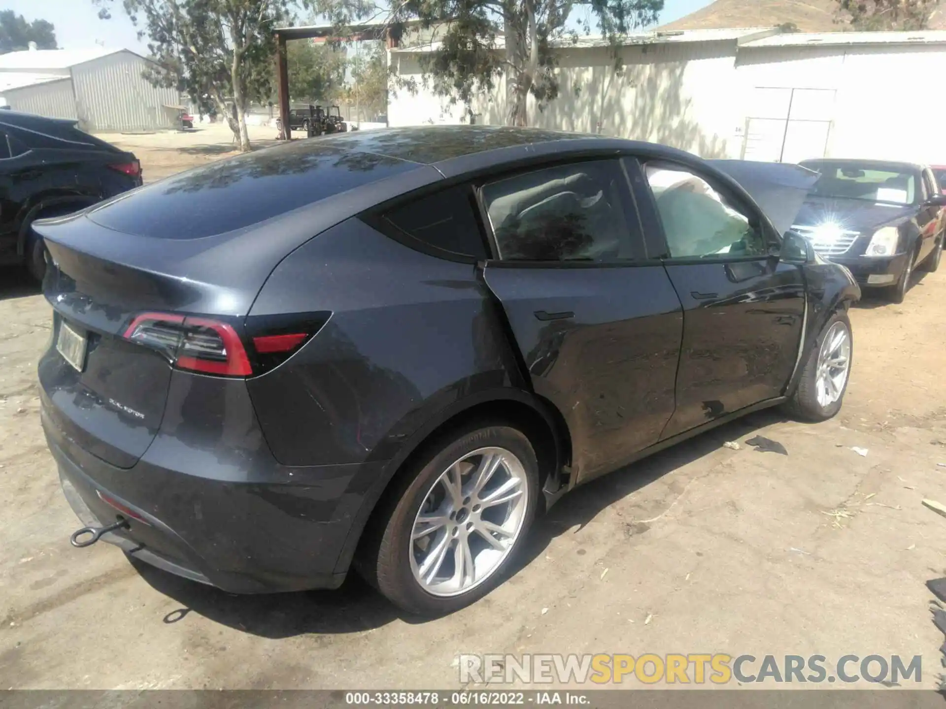 4 Фотография поврежденного автомобиля 5YJYGDEE7MF274037 TESLA MODEL Y 2021