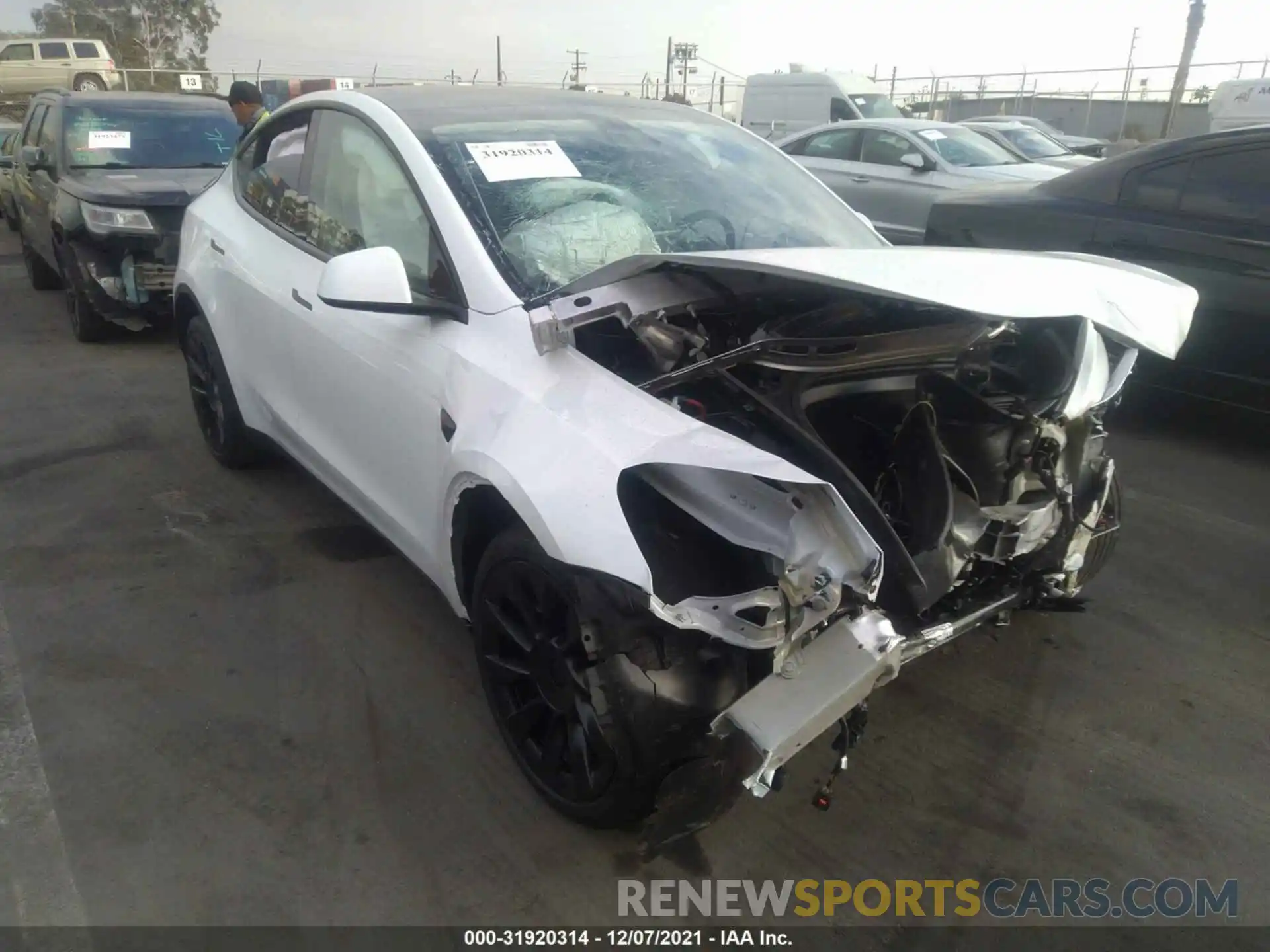 1 Photograph of a damaged car 5YJYGDEE7MF278444 TESLA MODEL Y 2021