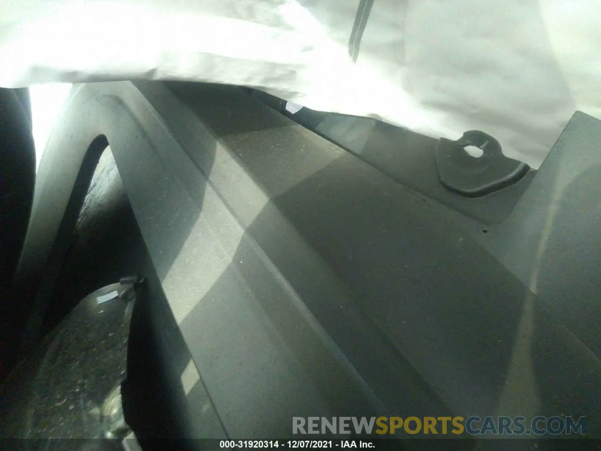 8 Photograph of a damaged car 5YJYGDEE7MF278444 TESLA MODEL Y 2021