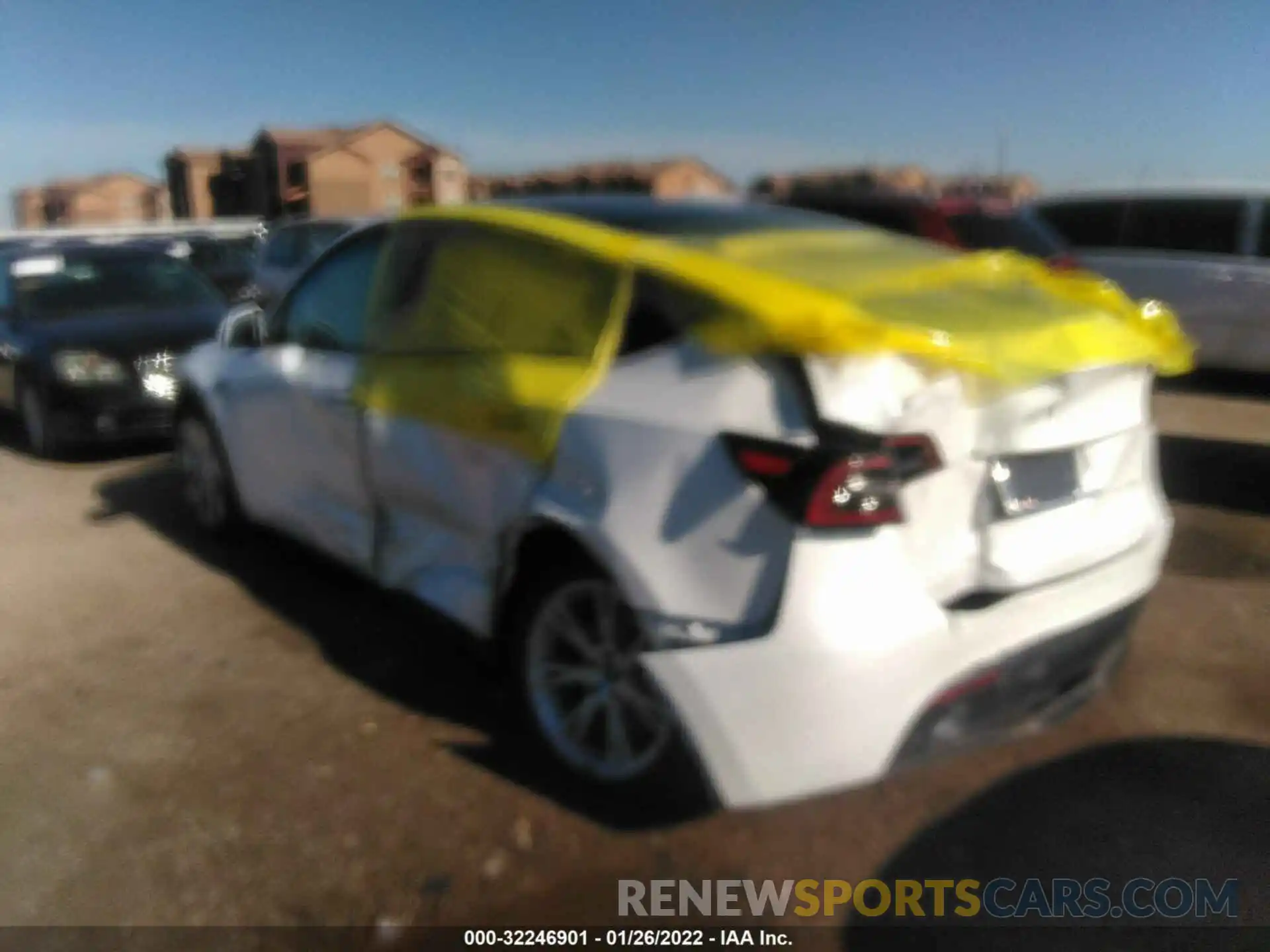 3 Photograph of a damaged car 5YJYGDEE7MF282073 TESLA MODEL Y 2021