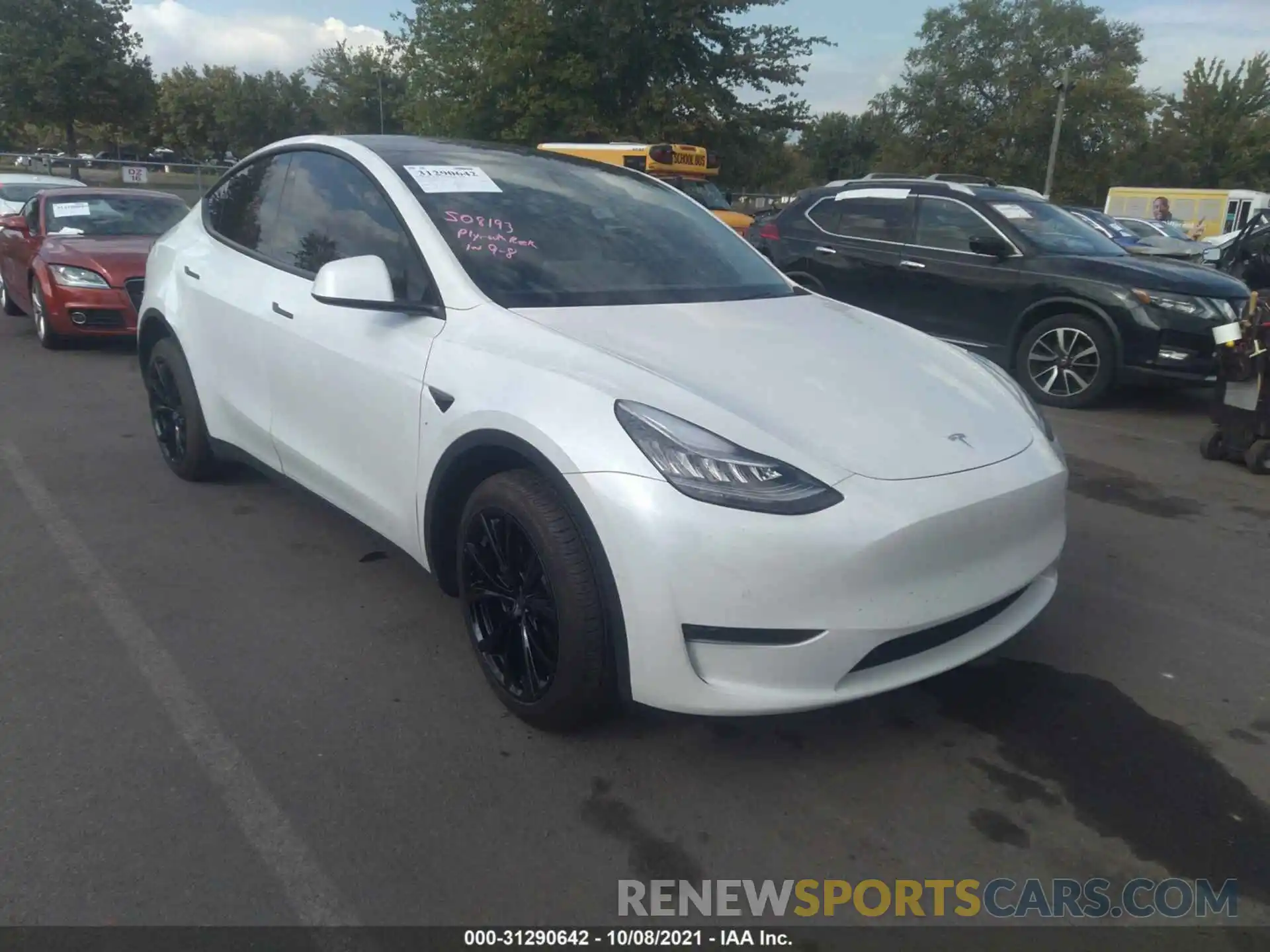 1 Photograph of a damaged car 5YJYGDEE8MF061971 TESLA MODEL Y 2021