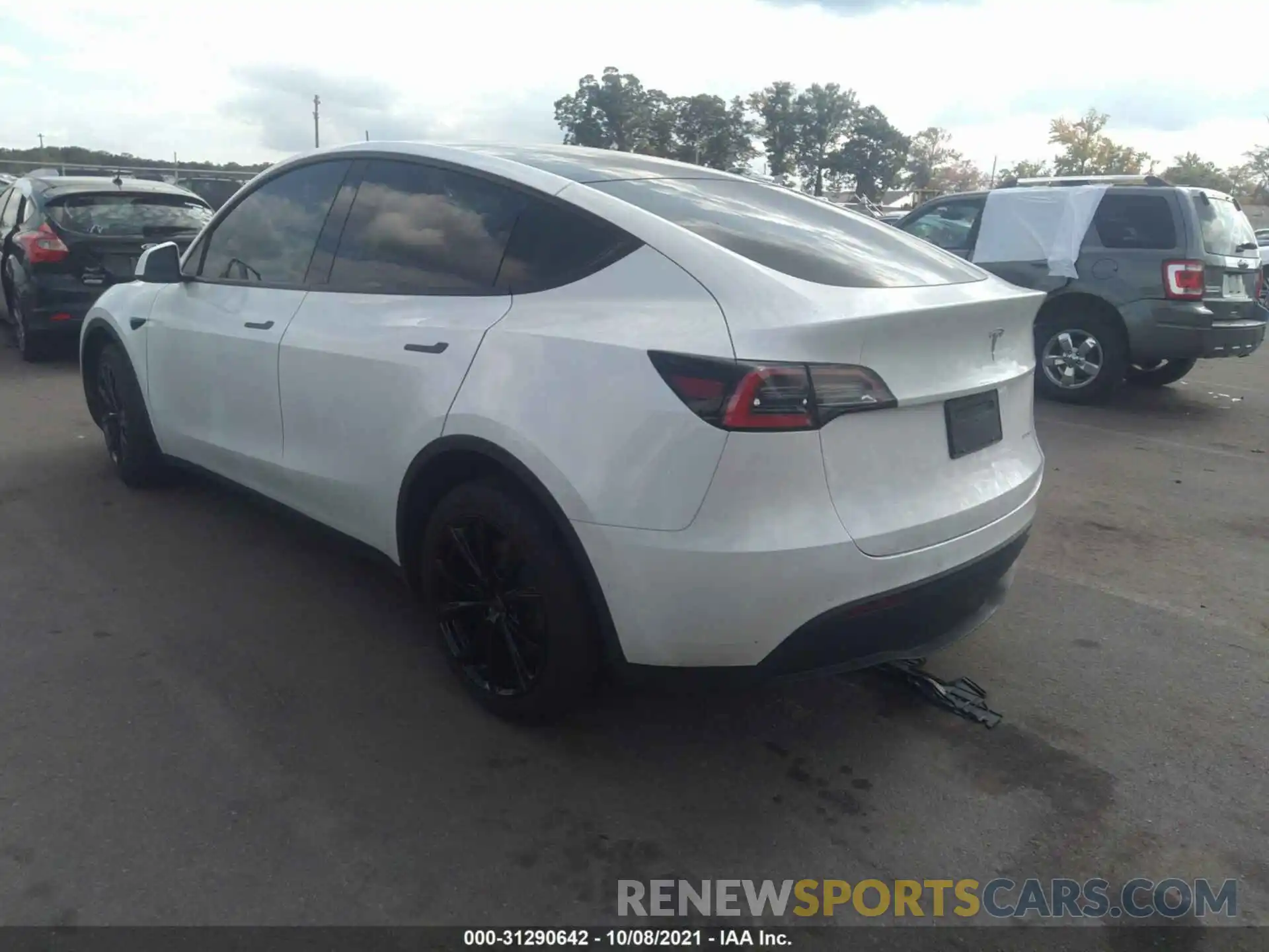 3 Фотография поврежденного автомобиля 5YJYGDEE8MF061971 TESLA MODEL Y 2021