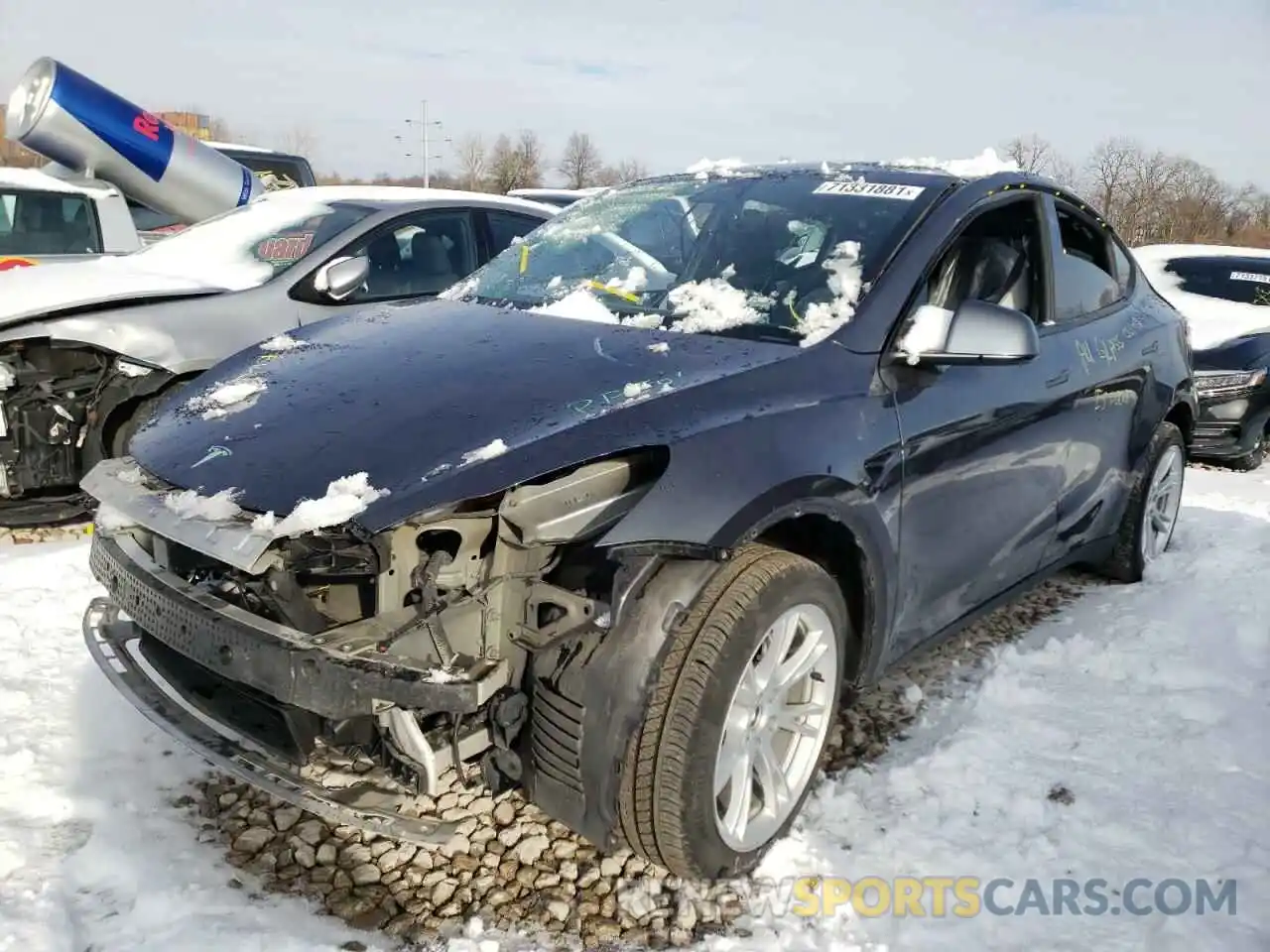 2 Photograph of a damaged car 5YJYGDEE8MF063073 TESLA MODEL Y 2021