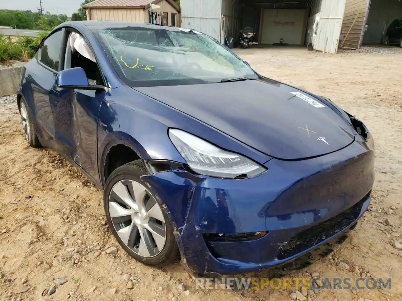 1 Photograph of a damaged car 5YJYGDEE8MF063722 TESLA MODEL Y 2021