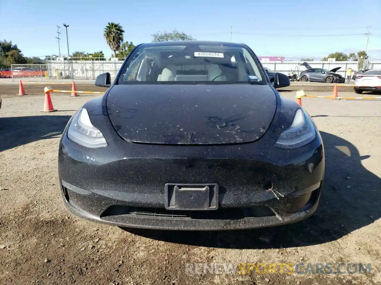 5 Photograph of a damaged car 5YJYGDEE8MF063946 TESLA MODEL Y 2021