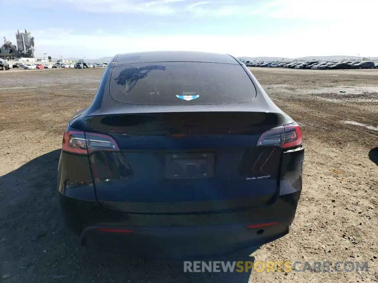 6 Photograph of a damaged car 5YJYGDEE8MF063946 TESLA MODEL Y 2021