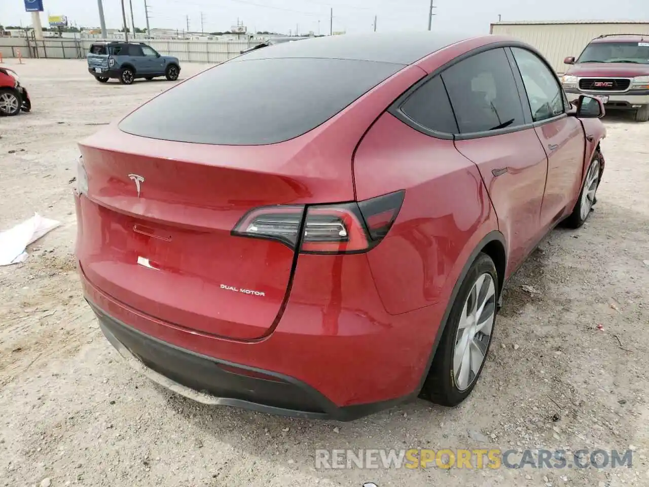 4 Фотография поврежденного автомобиля 5YJYGDEE8MF067916 TESLA MODEL Y 2021