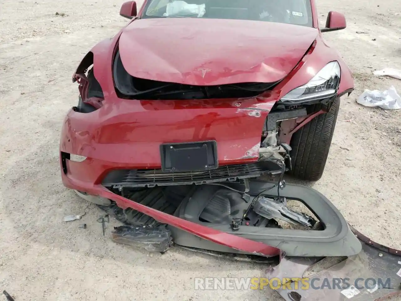 9 Photograph of a damaged car 5YJYGDEE8MF067916 TESLA MODEL Y 2021