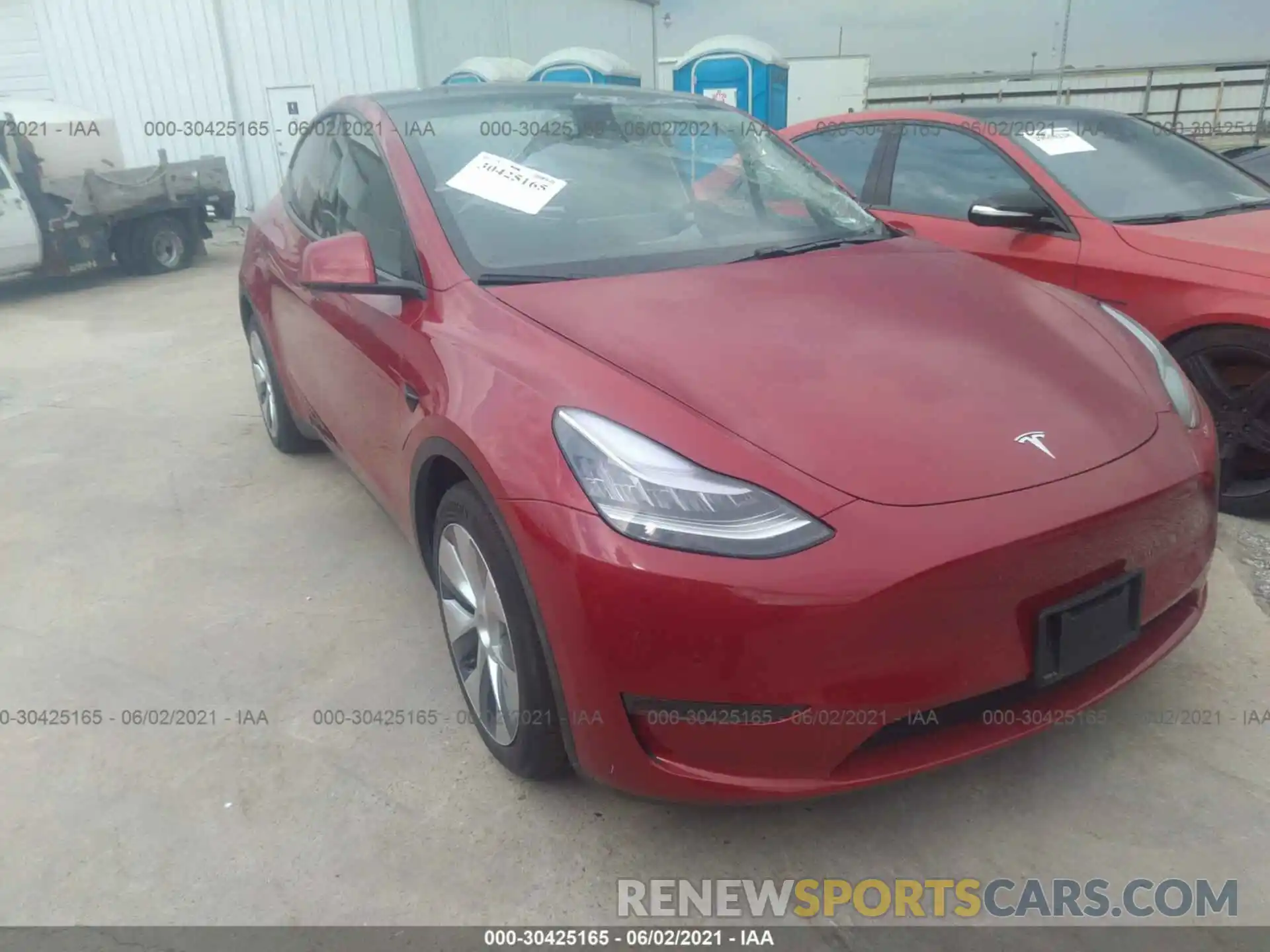 1 Photograph of a damaged car 5YJYGDEE8MF070766 TESLA MODEL Y 2021