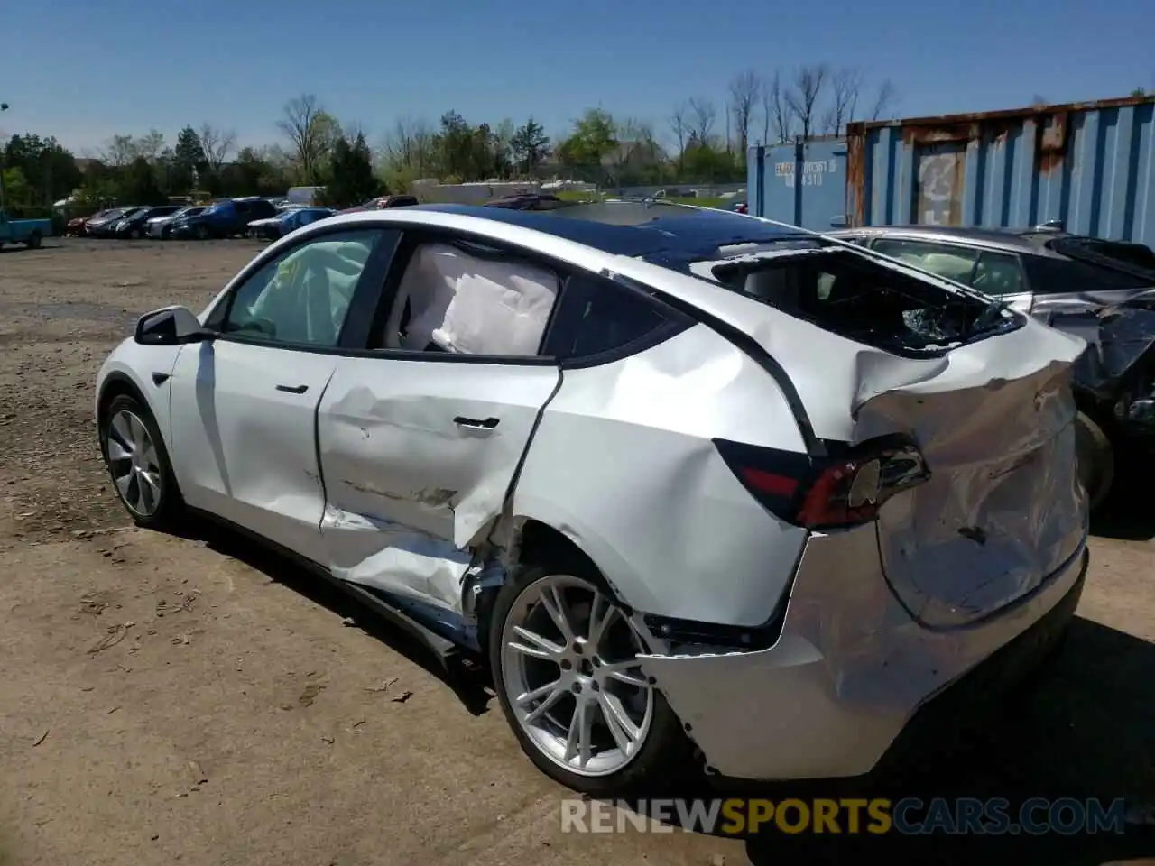 3 Photograph of a damaged car 5YJYGDEE8MF071433 TESLA MODEL Y 2021