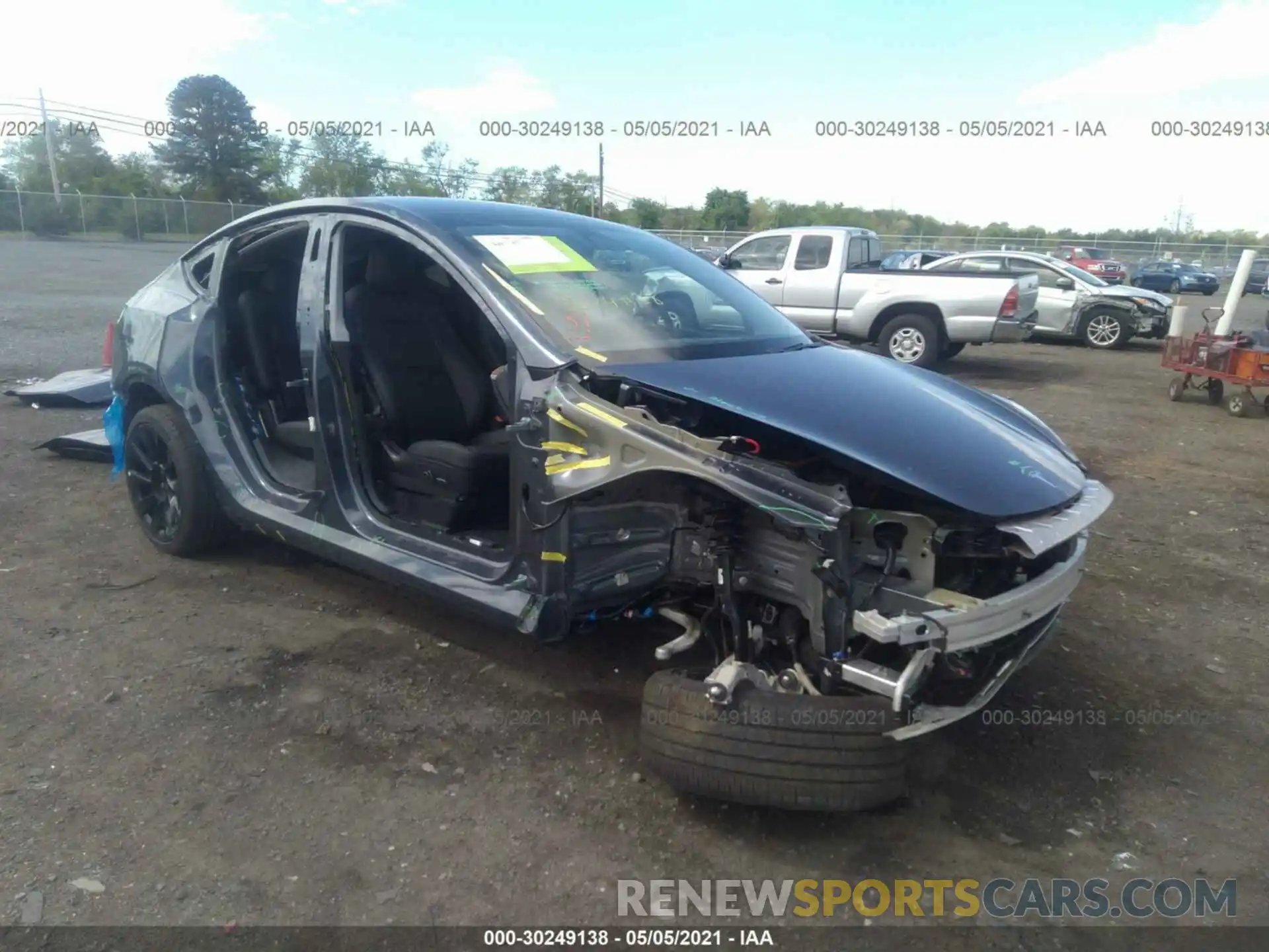 1 Photograph of a damaged car 5YJYGDEE8MF073778 TESLA MODEL Y 2021