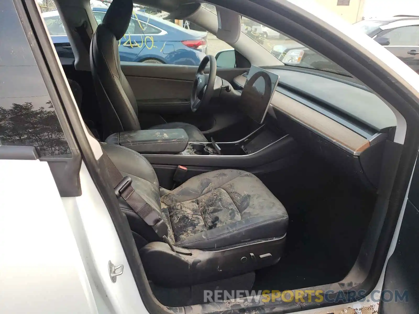 5 Photograph of a damaged car 5YJYGDEE8MF080357 TESLA MODEL Y 2021