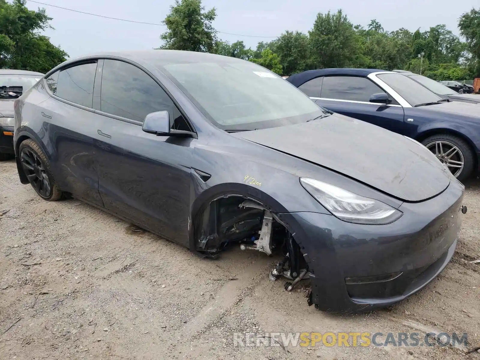 9 Photograph of a damaged car 5YJYGDEE8MF084327 TESLA MODEL Y 2021