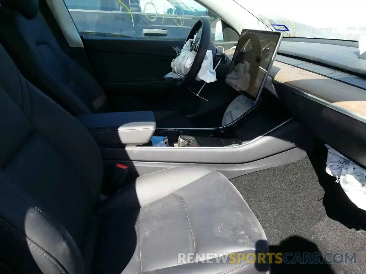 5 Photograph of a damaged car 5YJYGDEE8MF086580 TESLA MODEL Y 2021