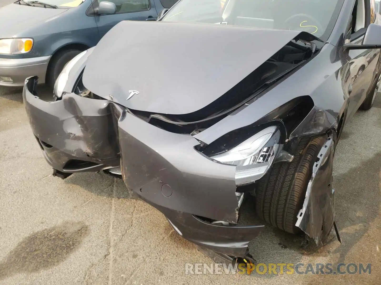 9 Photograph of a damaged car 5YJYGDEE8MF087387 TESLA MODEL Y 2021