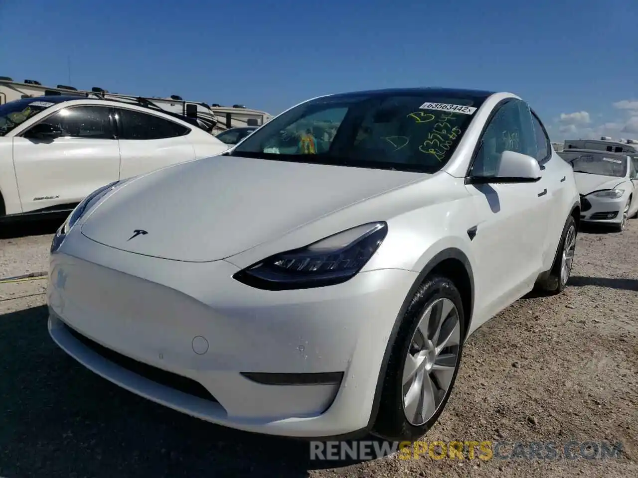 2 Photograph of a damaged car 5YJYGDEE8MF088006 TESLA MODEL Y 2021