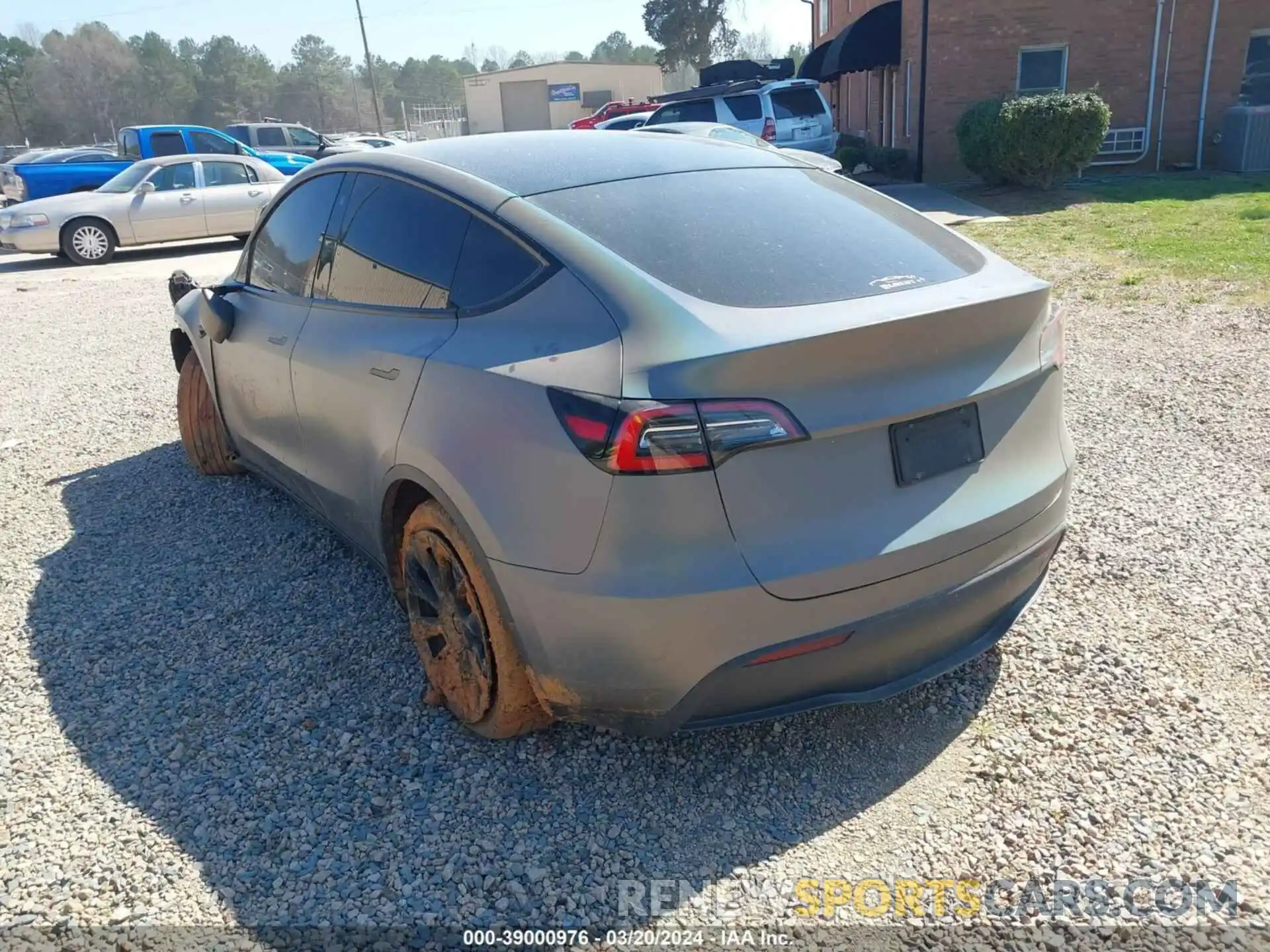 3 Photograph of a damaged car 5YJYGDEE8MF092606 TESLA MODEL Y 2021