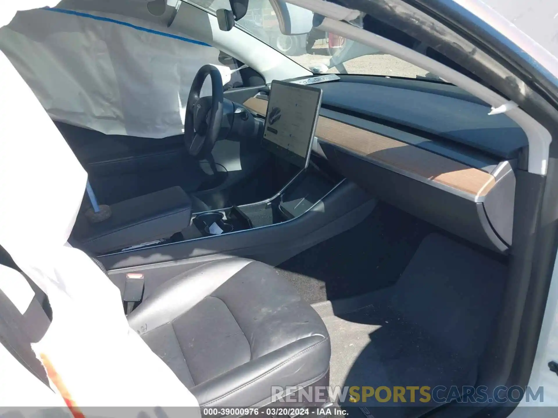 5 Photograph of a damaged car 5YJYGDEE8MF092606 TESLA MODEL Y 2021