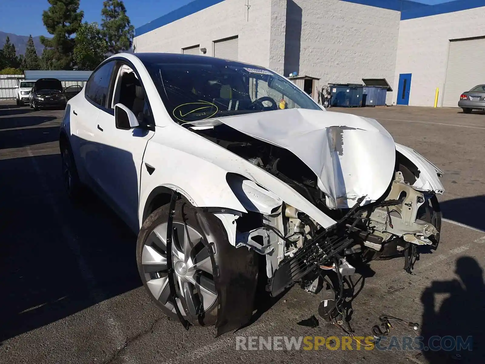 1 Photograph of a damaged car 5YJYGDEE8MF095117 TESLA MODEL Y 2021