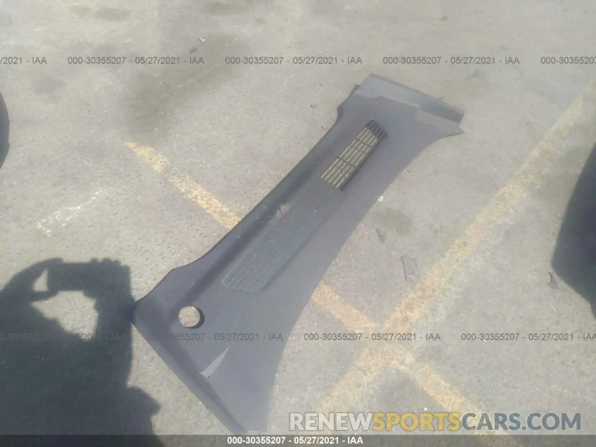 12 Photograph of a damaged car 5YJYGDEE8MF097188 TESLA MODEL Y 2021