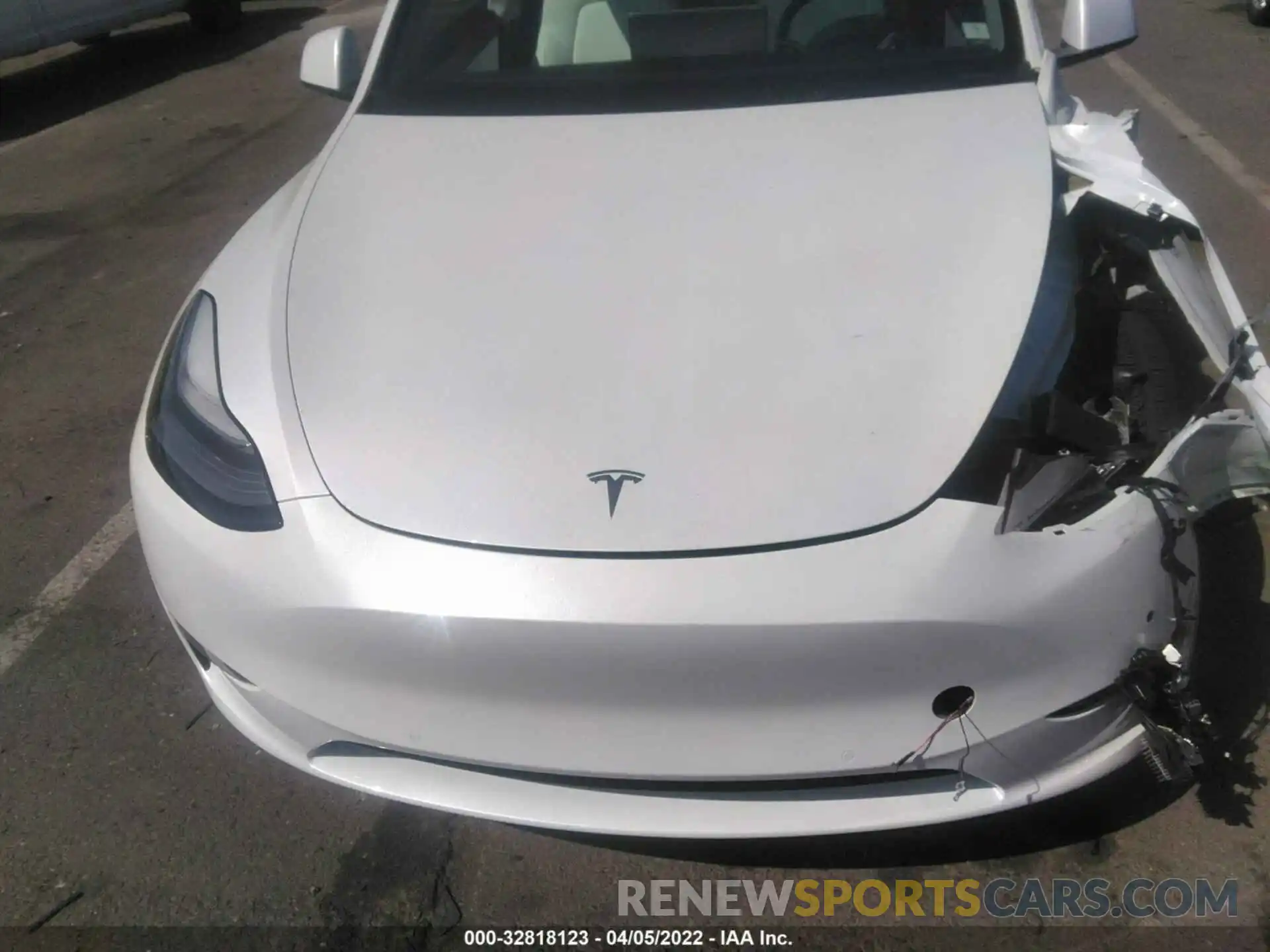 10 Photograph of a damaged car 5YJYGDEE8MF098695 TESLA MODEL Y 2021