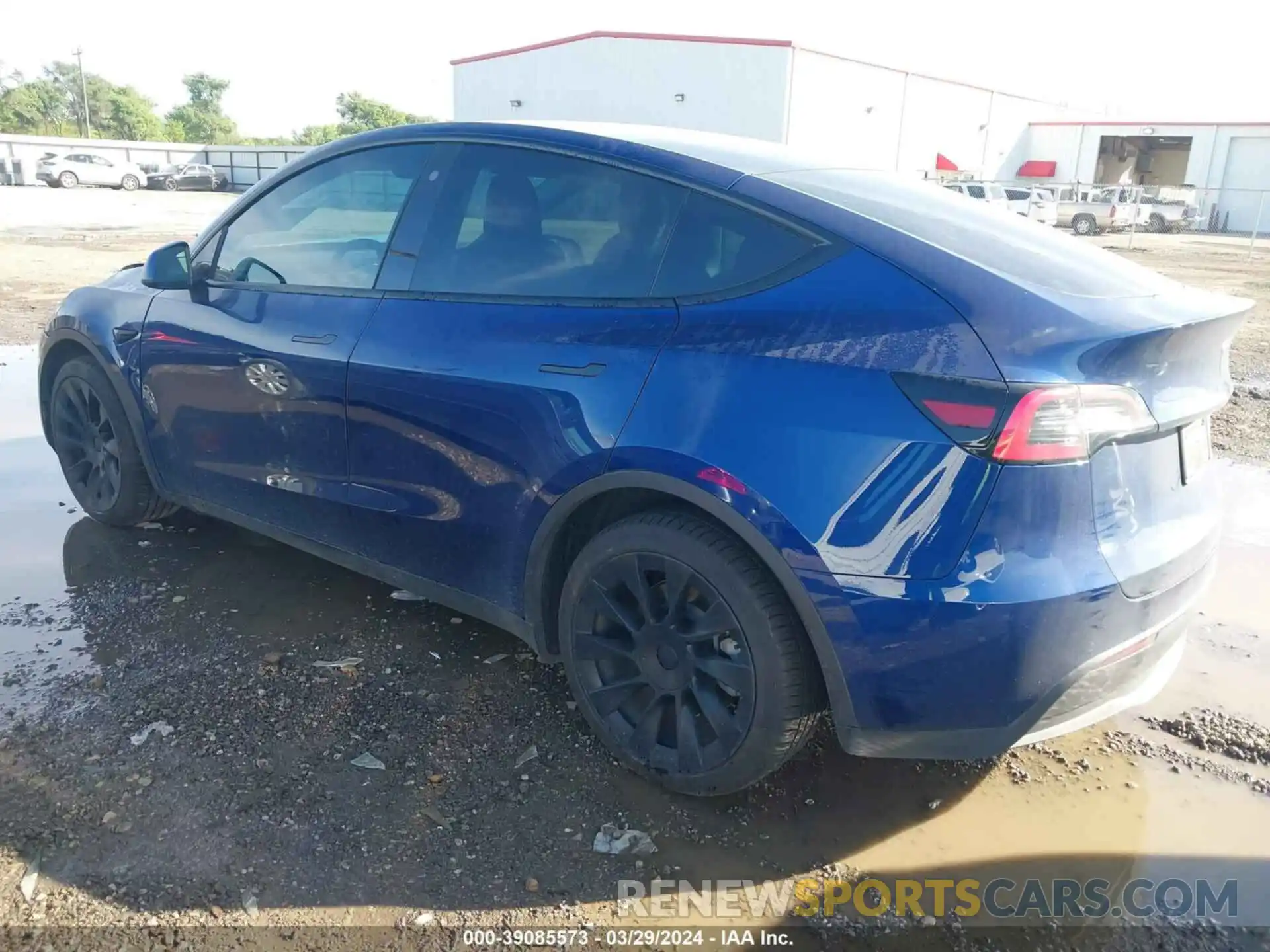 3 Photograph of a damaged car 5YJYGDEE8MF102051 TESLA MODEL Y 2021