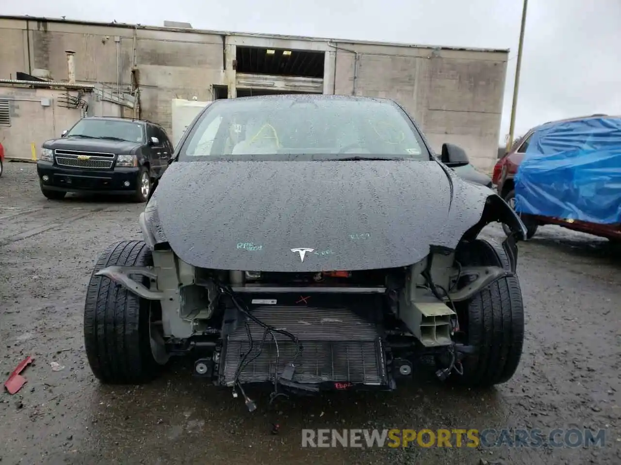 9 Photograph of a damaged car 5YJYGDEE8MF108481 TESLA MODEL Y 2021