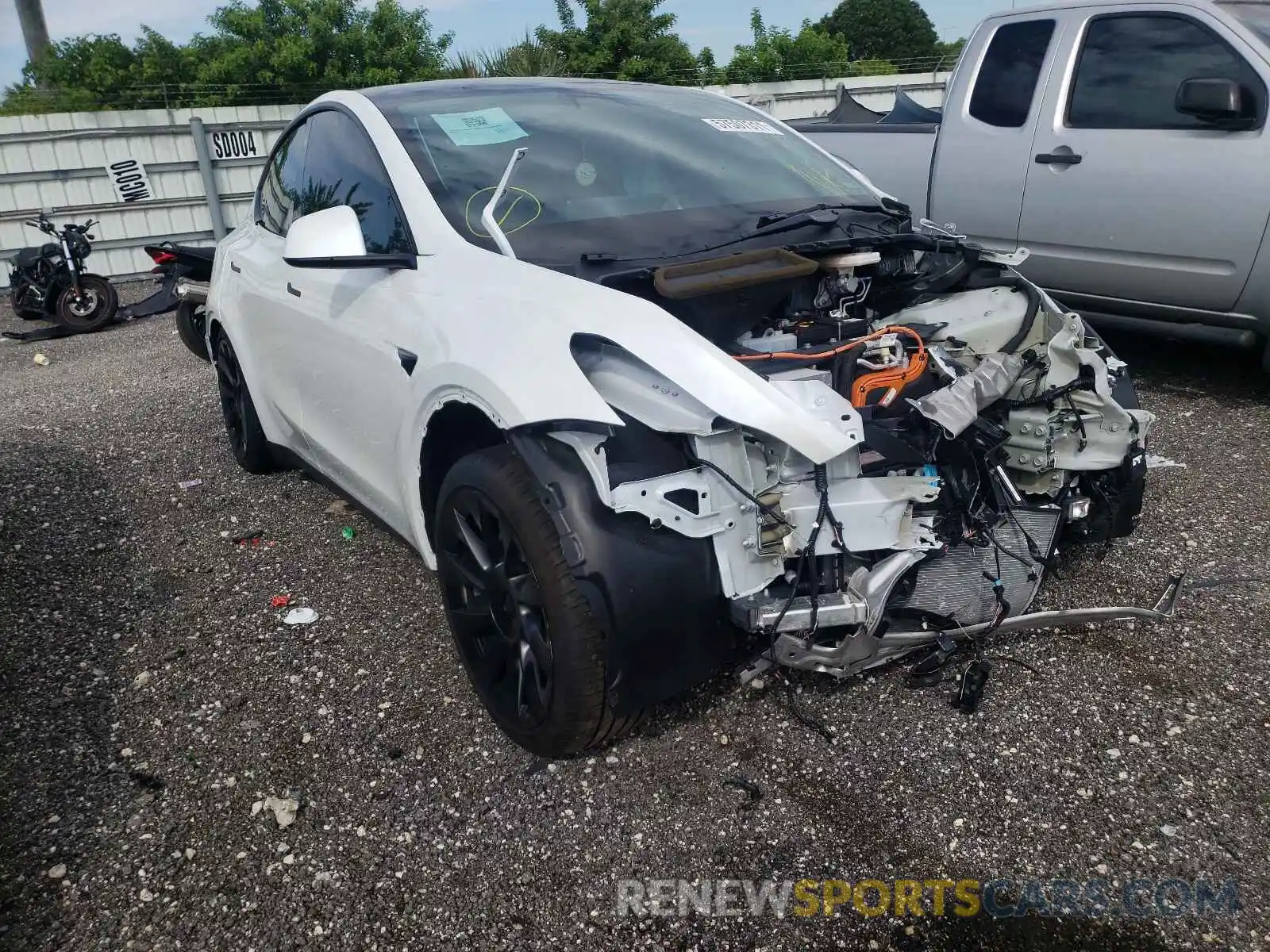 1 Photograph of a damaged car 5YJYGDEE8MF112000 TESLA MODEL Y 2021