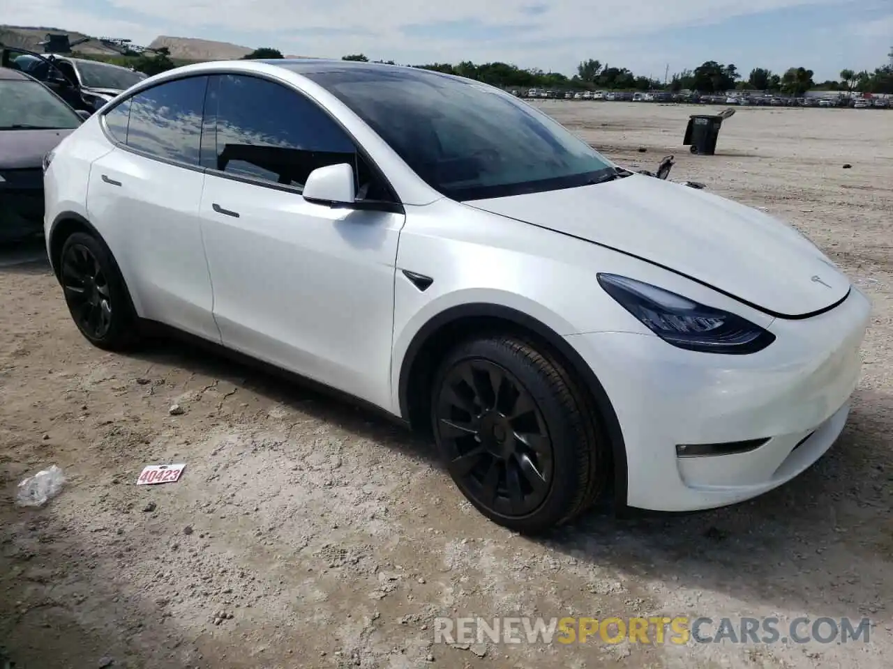 1 Фотография поврежденного автомобиля 5YJYGDEE8MF139844 TESLA MODEL Y 2021