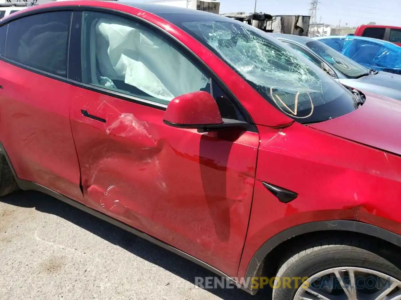 9 Photograph of a damaged car 5YJYGDEE8MF141903 TESLA MODEL Y 2021