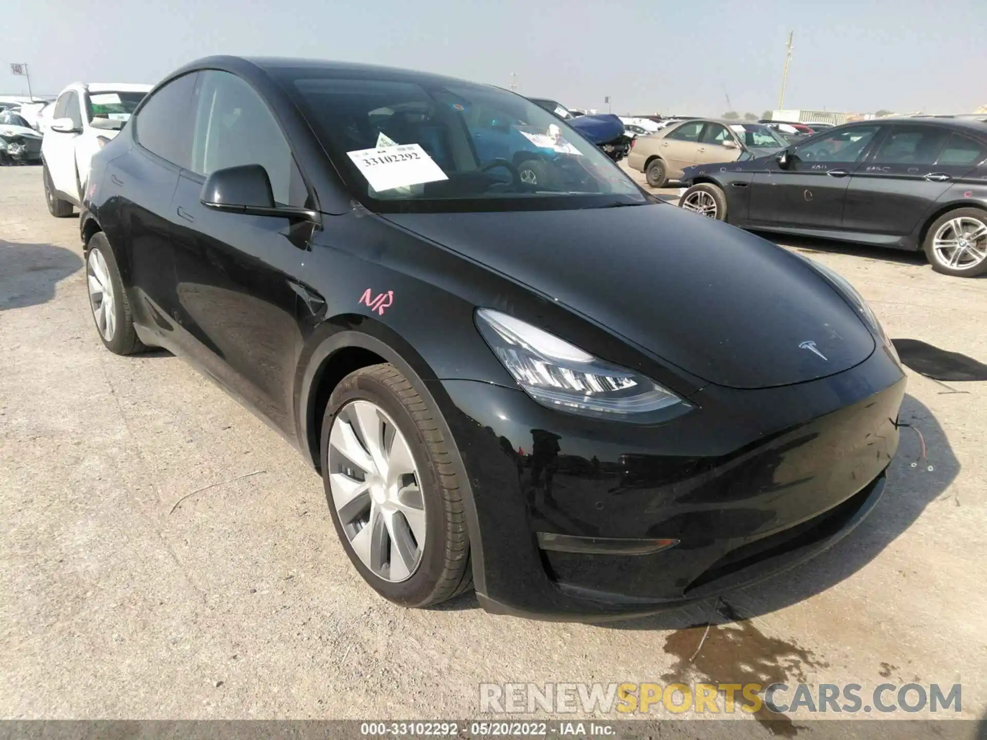 1 Photograph of a damaged car 5YJYGDEE8MF142050 TESLA MODEL Y 2021