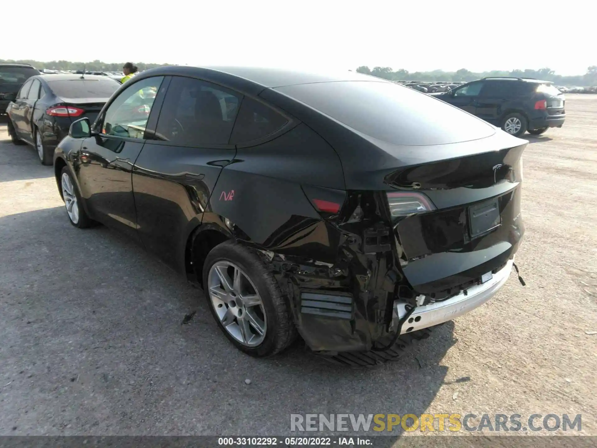 3 Photograph of a damaged car 5YJYGDEE8MF142050 TESLA MODEL Y 2021