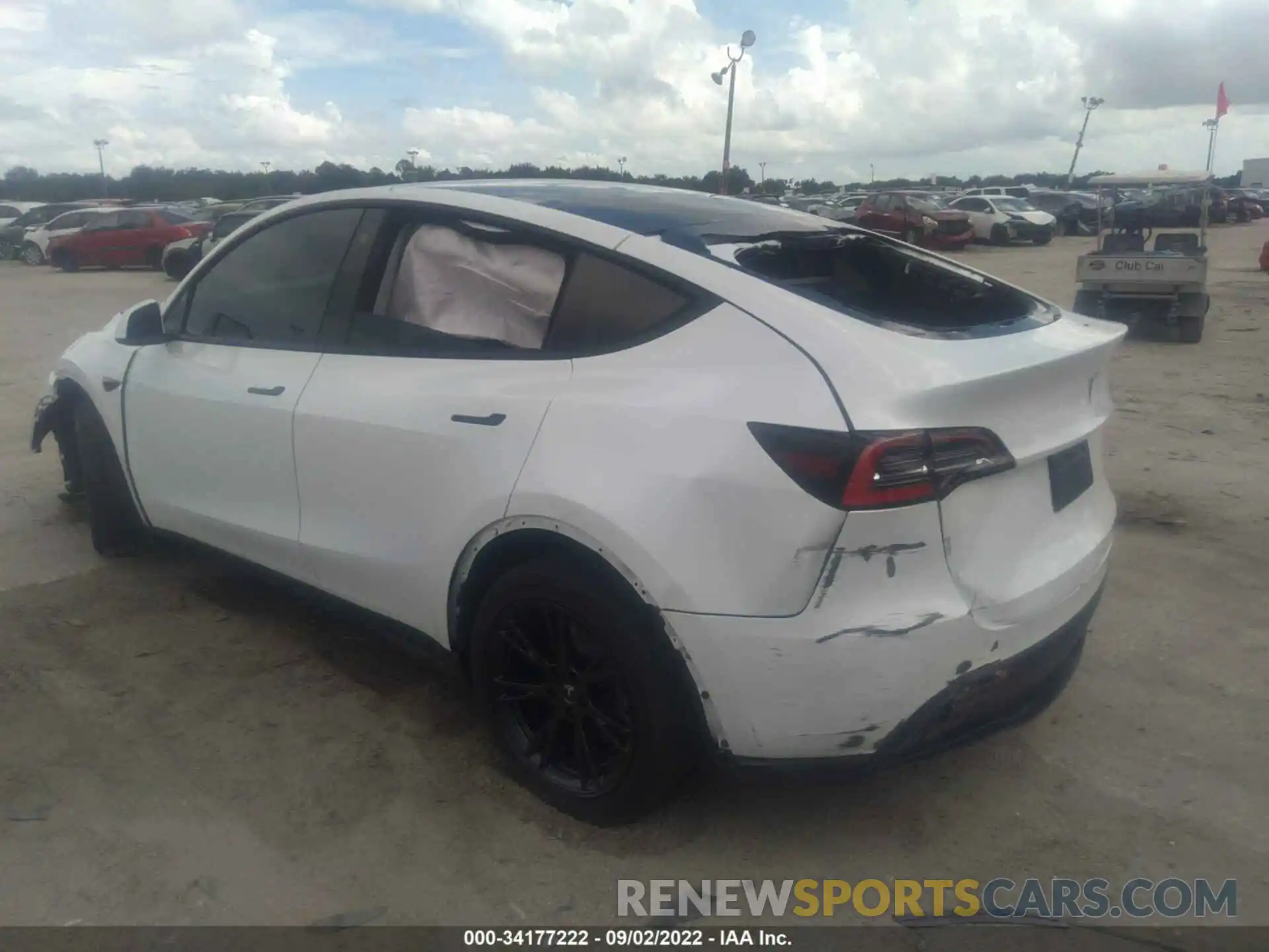 3 Photograph of a damaged car 5YJYGDEE8MF142114 TESLA MODEL Y 2021