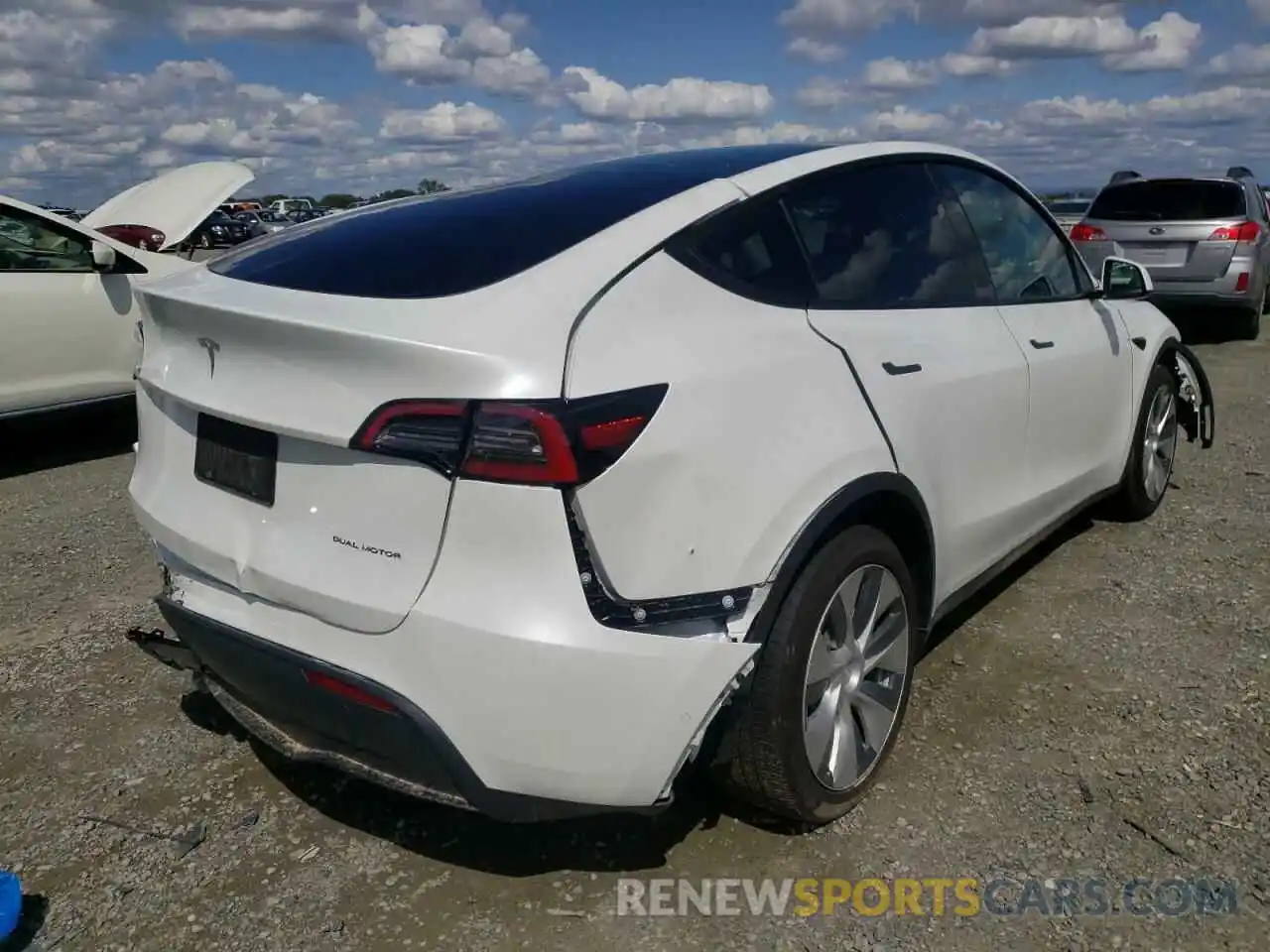 4 Photograph of a damaged car 5YJYGDEE8MF150259 TESLA MODEL Y 2021