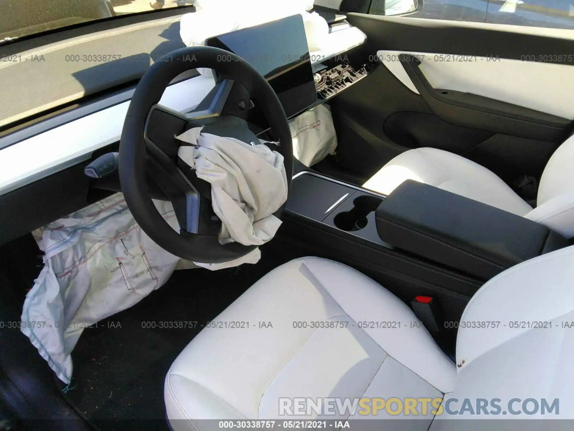 5 Photograph of a damaged car 5YJYGDEE8MF158457 TESLA MODEL Y 2021