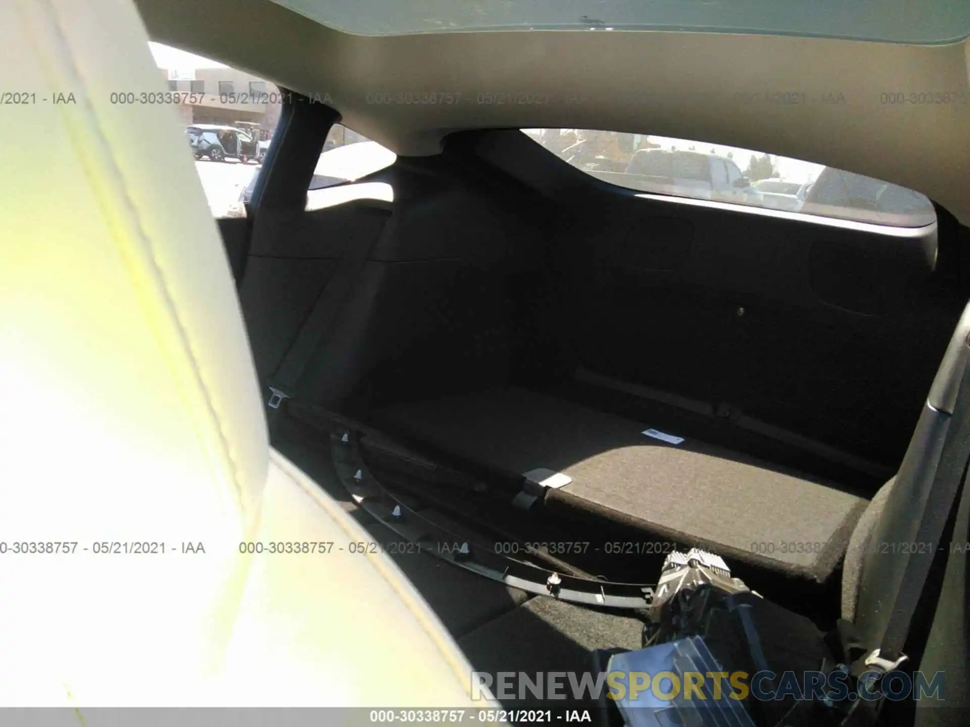 8 Photograph of a damaged car 5YJYGDEE8MF158457 TESLA MODEL Y 2021