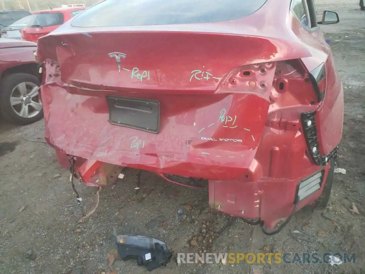 9 Photograph of a damaged car 5YJYGDEE8MF185108 TESLA MODEL Y 2021