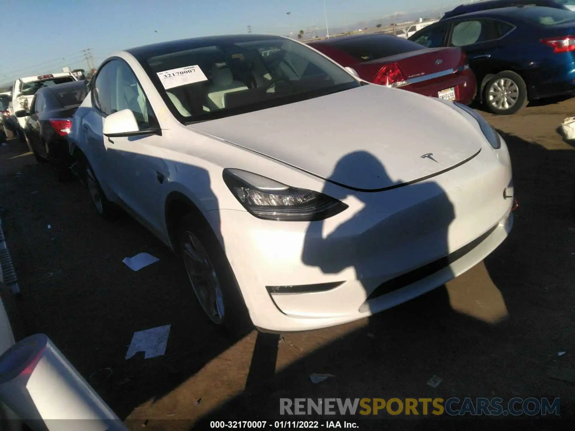 1 Photograph of a damaged car 5YJYGDEE8MF201436 TESLA MODEL Y 2021